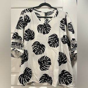 Blouse with Monstera detail